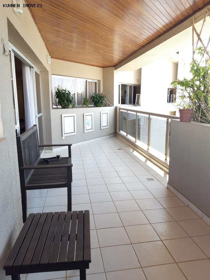 Apartamento, 3 quartos, 260 m² - Foto 4