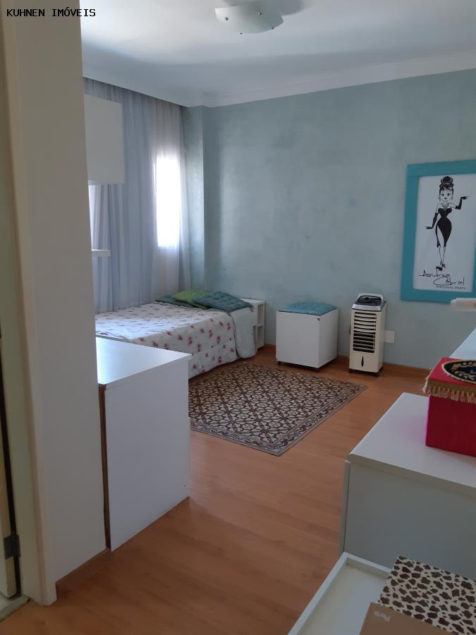 Apartamento, 3 quartos, 260 m² - Foto 15