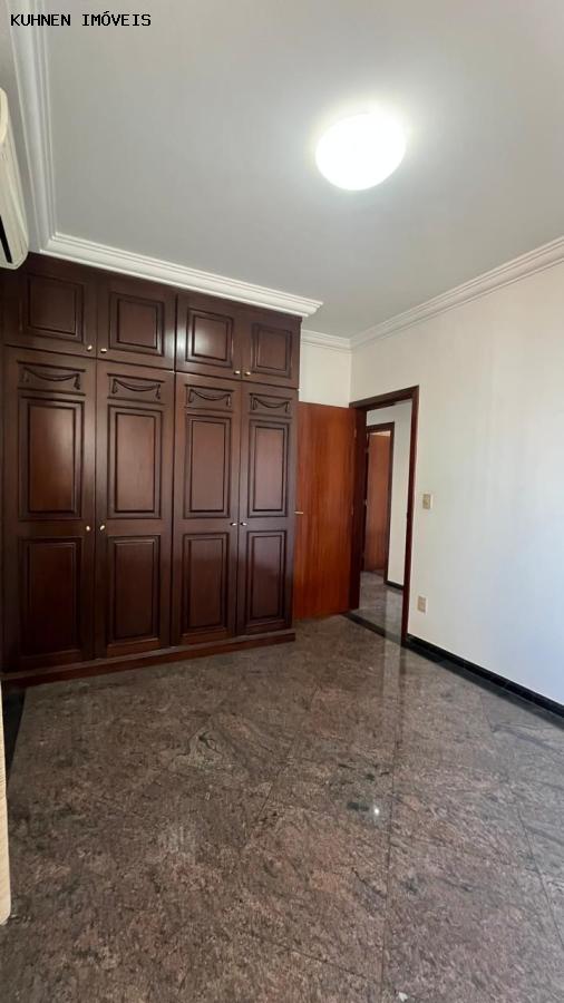 Apartamento, 4 quartos, 220 m² - Foto 14