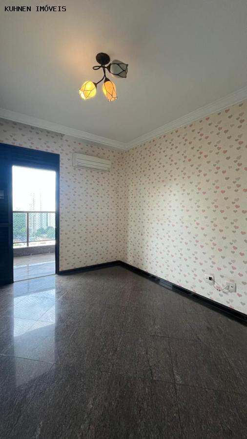 Apartamento, 4 quartos, 220 m² - Foto 18