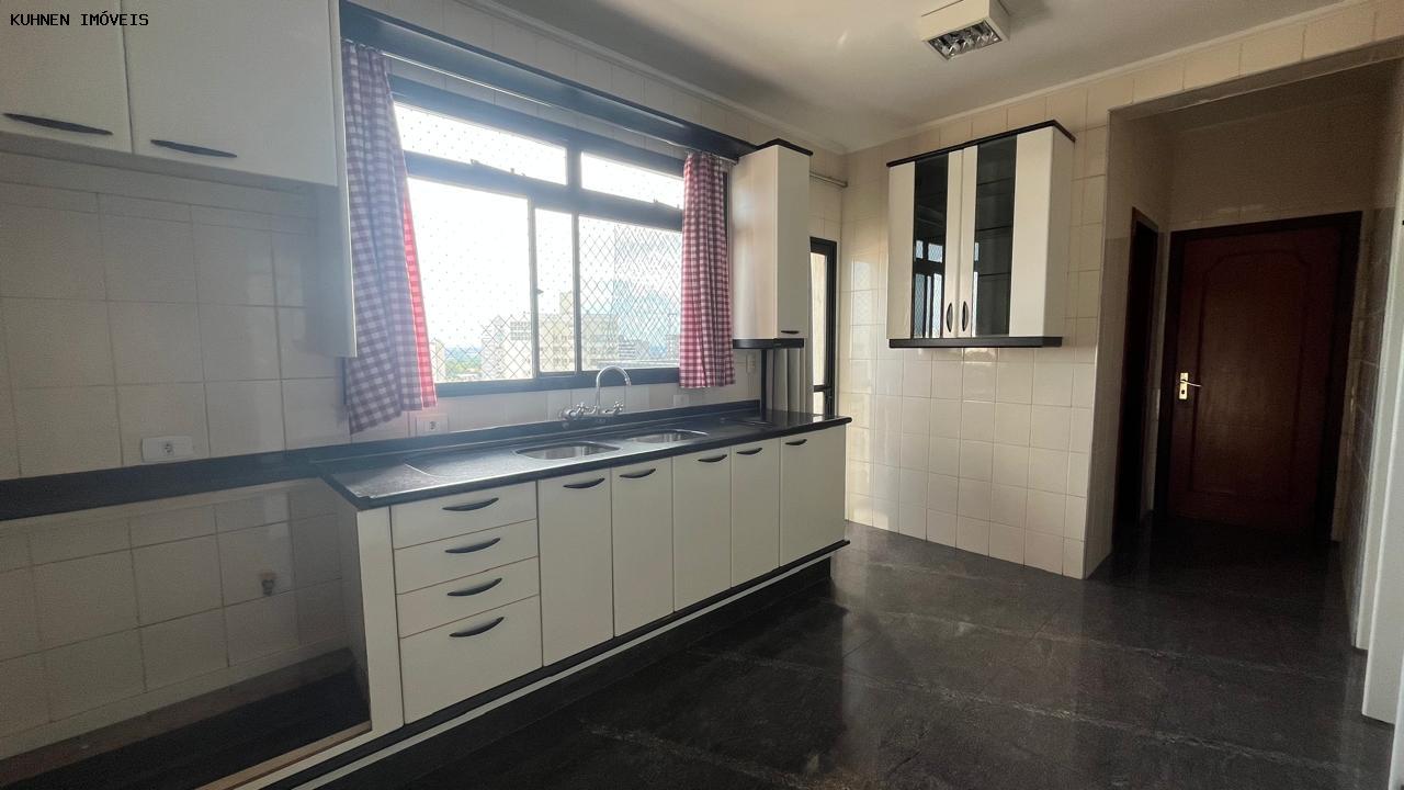 Apartamento, 4 quartos, 220 m² - Foto 25