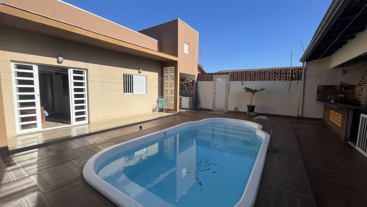 Casa, 3 quartos, 250 m² - Foto 4