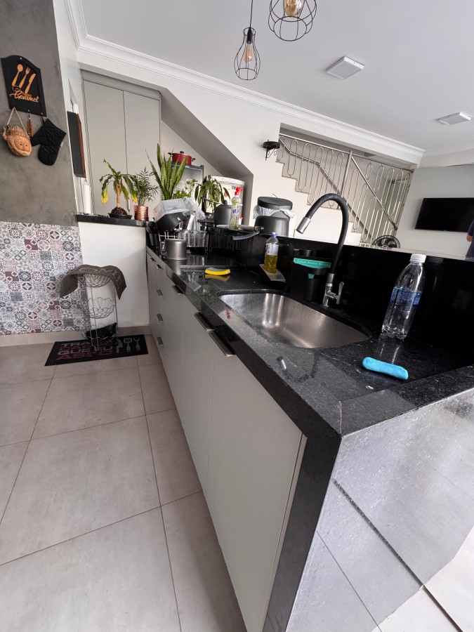 Casa, 3 quartos, 268 m² - Foto 1