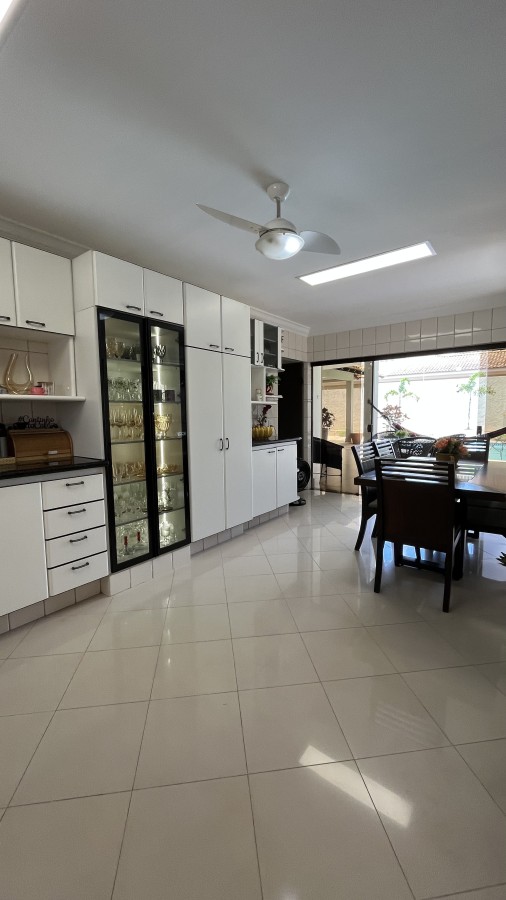 Casa, 4 quartos, 730 m² - Foto 27