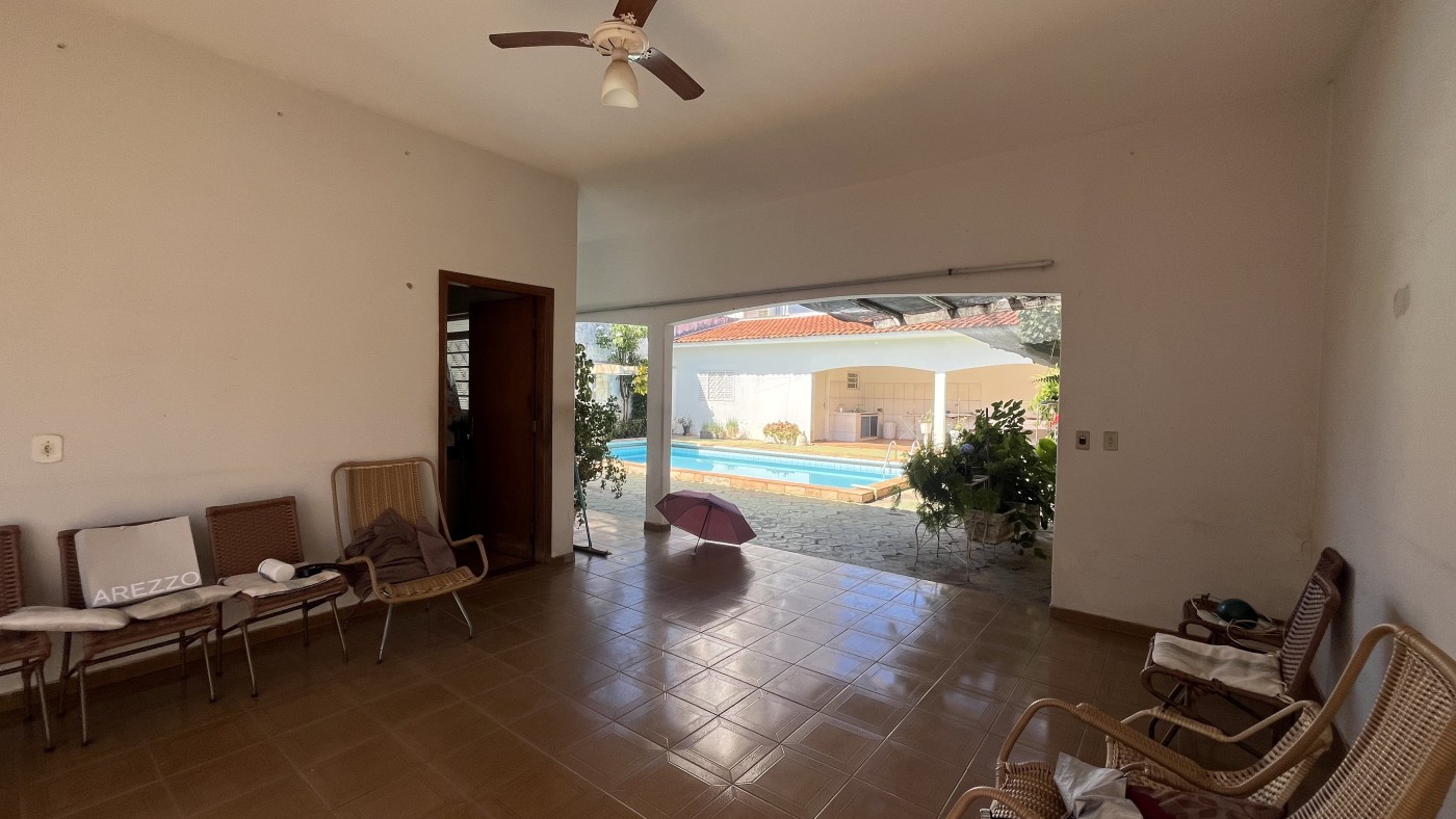 Casa, 3 quartos, 277 m² - Foto 2