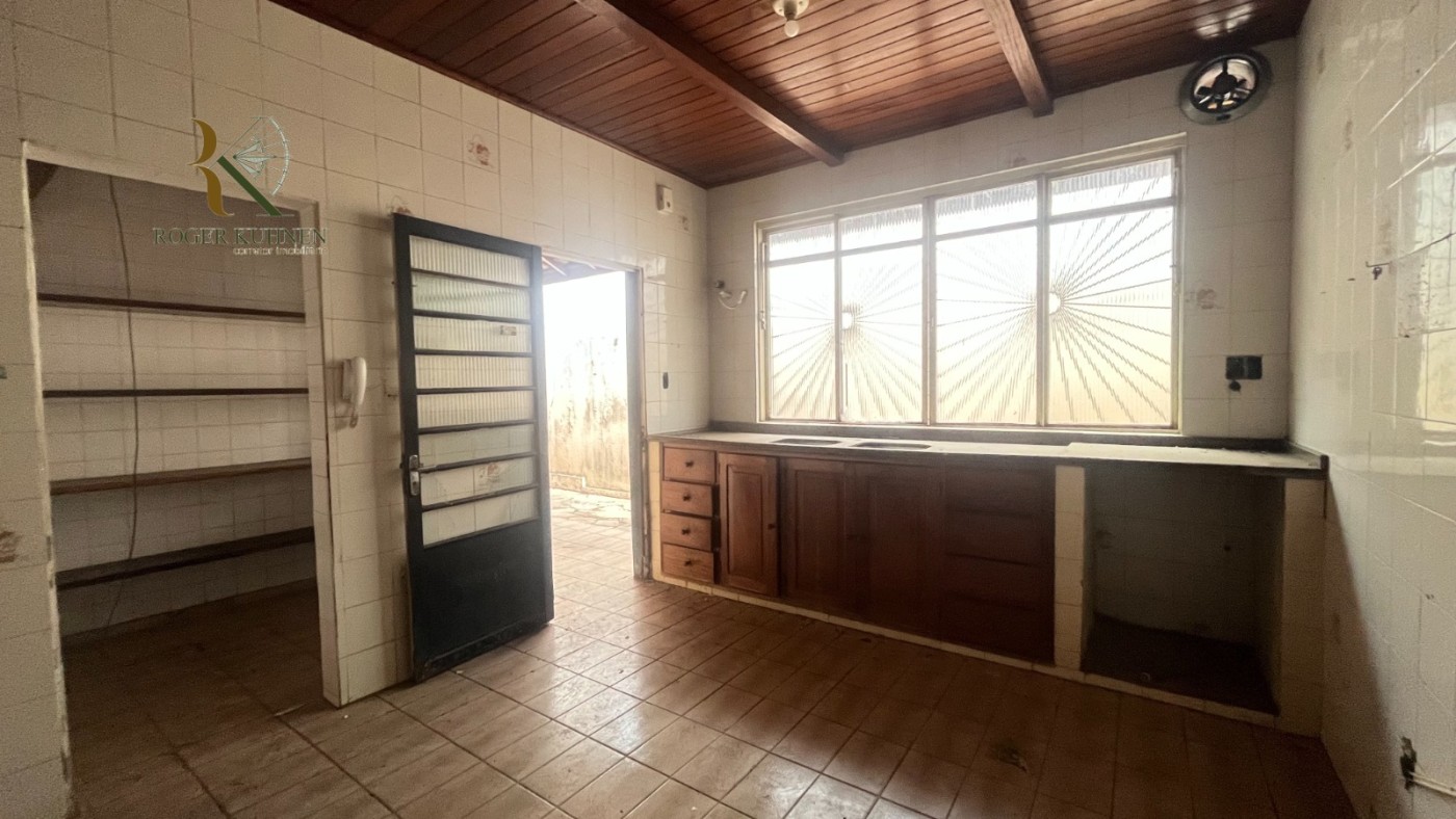 Casa, 4 quartos, 250 m² - Foto 17